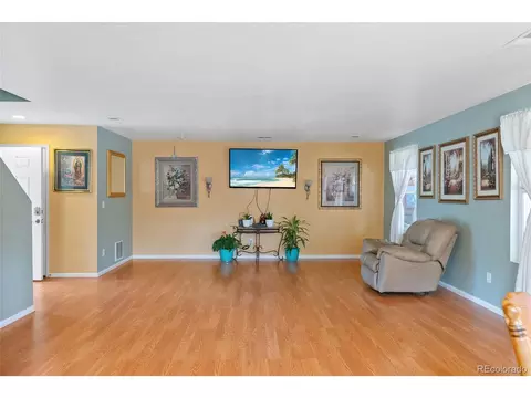 414 E 77th Pl, Thornton, CO 80229 photo 5