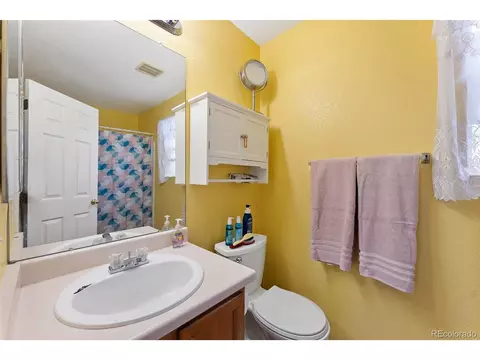 414 E 77th Pl, Thornton, CO 80229 photo 11