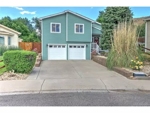 521 Orchard Cir, Silt, CO 81652