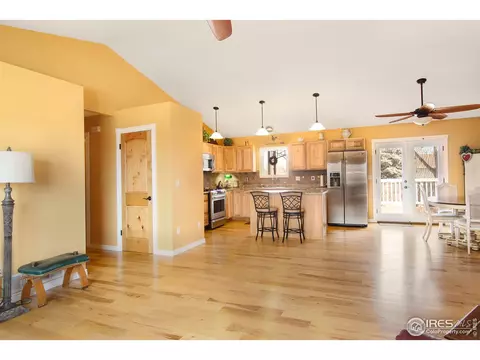 1202 Aspen Dr, Berthoud, CO 80513 photo 3