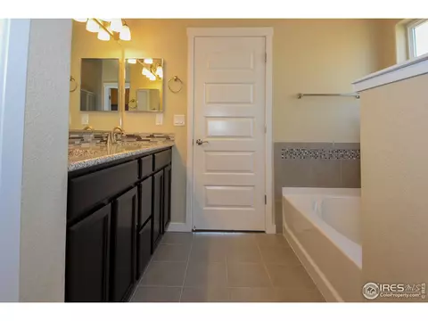 873 Sunlight Peak Dr, Windsor, CO 80550 photo 12