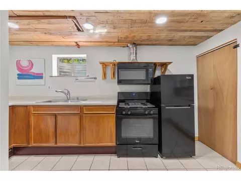 Kitchen - 4617 Gordon Dr, Boulder, CO 80305 photo 7 of 7