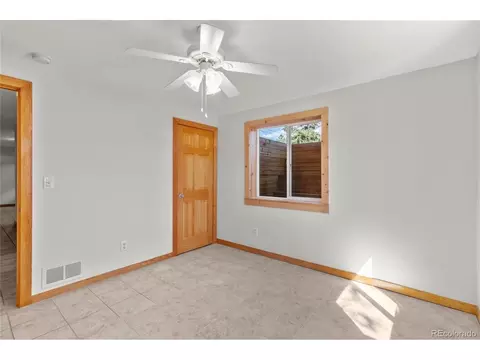 Bedroom - 4617 Gordon Dr, Boulder, CO 80305 photo 11 of 13