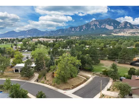 View/Area - 4617 Gordon Dr, Boulder, CO 80305 photo 4 of 6