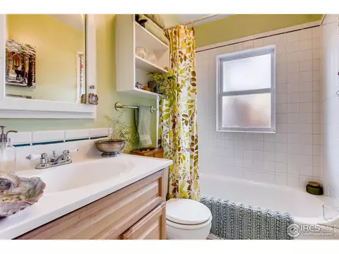 2433 Pine St, Boulder, CO 80302 photo 14