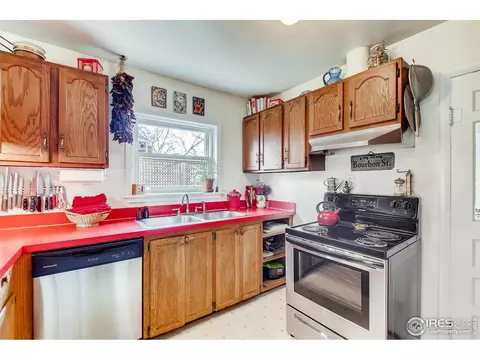 2433 Pine St, Boulder, CO 80302 photo 11