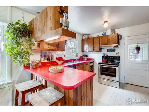 2433 Pine St, Boulder, CO 80302 photo 8