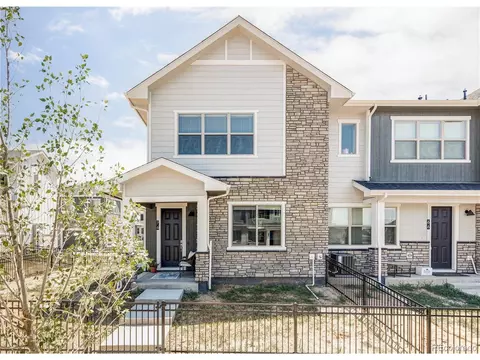 76 N Vandriver Pl, Aurora, CO 80018