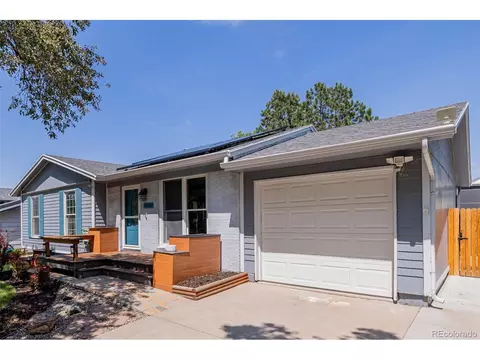 2452 S Norfolk St, Aurora, CO 80013