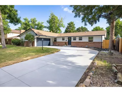 845 Country Club Ct, Broomfield, CO 80020