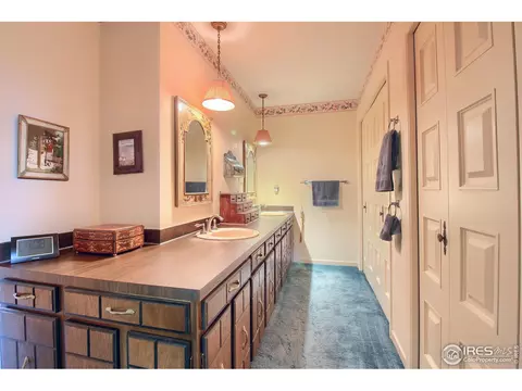 7050 Roaring Fork Trl, Boulder, CO 80301 photo 19