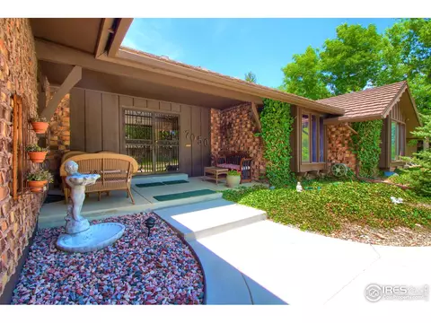 7050 Roaring Fork Trl, Boulder, CO 80301 photo 2