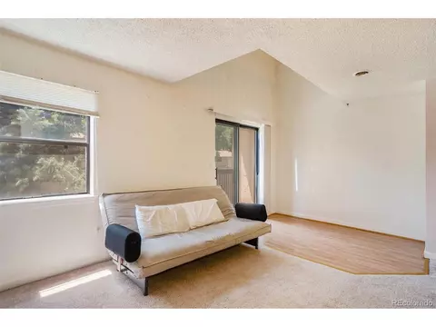 225 E 8th Ave #E15, Longmont, CO 80504 photo 4