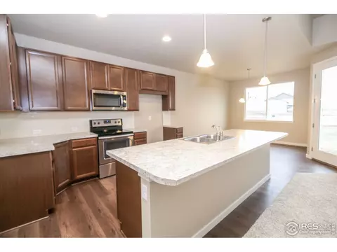 1114 Johnson St, Wiggins, CO 80654 photo 2
