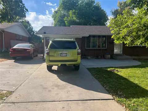 351 S Xanadu St, Aurora, CO 80012