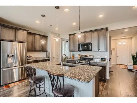 25604 E Byers Dr, Aurora, CO 80018 photo 2