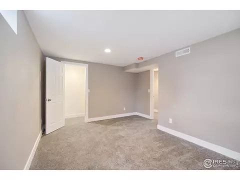 3278 Ivanhoe St, Denver, CO 80207 photo 23