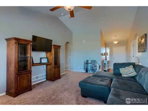 526 Cherryridge Dr, Windsor, CO 80550 photo 3