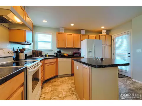 526 Cherryridge Dr, Windsor, CO 80550 photo 9