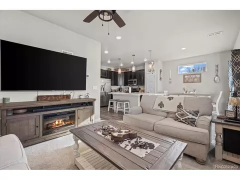 3827 Dove Ln, Evans, CO 80620 photo 12