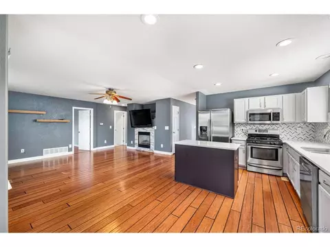 Kitchen - 3682 E 92nd Pl, Thornton, CO 80229 photo 6 of 6