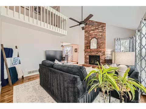 17509 E Kenyon Dr, Aurora, CO 80013 photo 4
