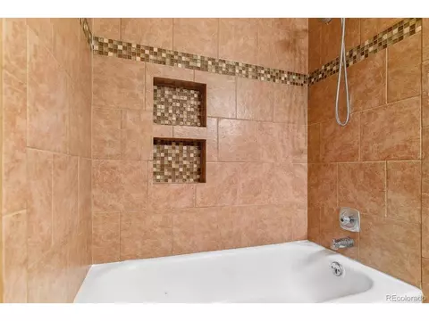 18985 E Kent Cir, Aurora, CO 80013 photo 23