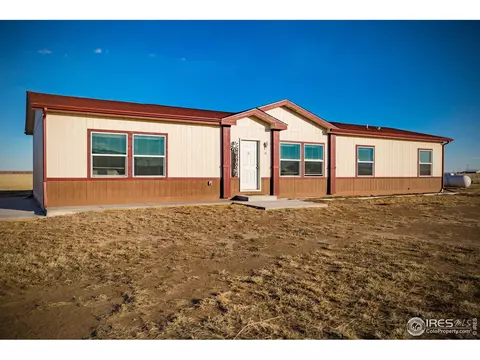 17 E Ranch Rd, Wiggins, CO 80654 photo 4
