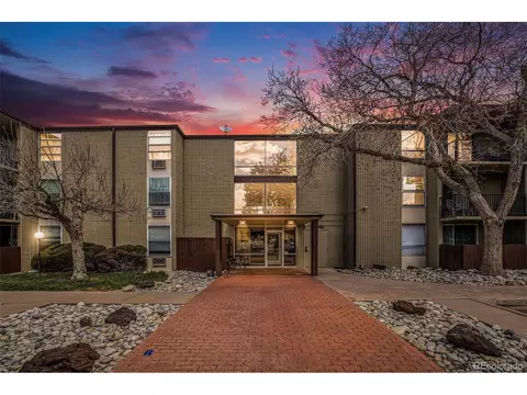 2281 S Vaughn Way #314A, Aurora, CO 80014