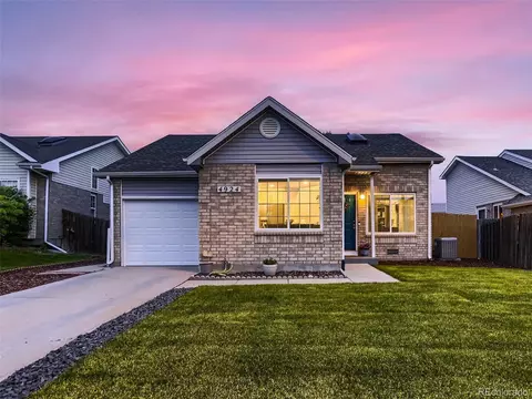 4924 Eagle St, Denver, CO 80239 photo 4