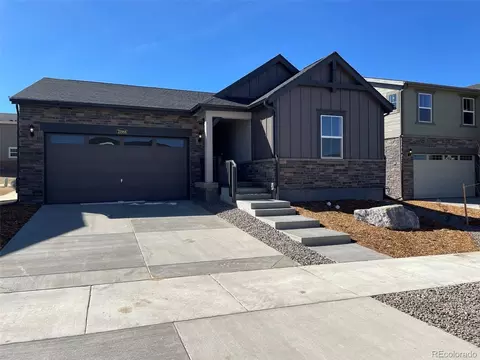 21966 E 39th Pl, Aurora, CO 80019