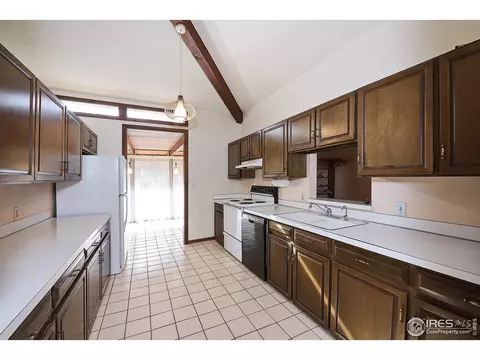 235 Willow Glen Ct, Boulder, CO 80302 photo 9