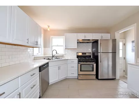 2425 W 8th St, Greeley, CO 80634 photo 5