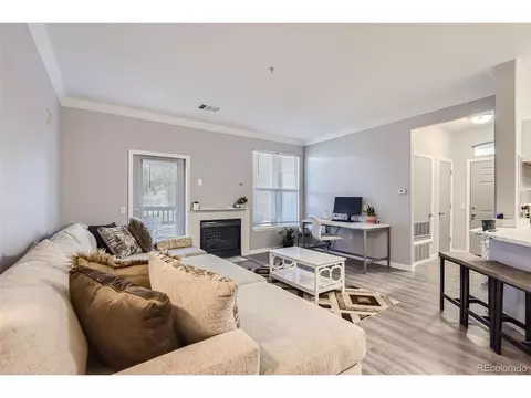 18959 E Warren Dr #F-105, Aurora, CO 80013