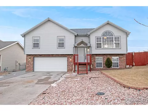 2716 Park View Dr, Evans, CO 80620 photo 1