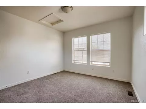10174 E 29th Dr, Denver, CO 80238 photo 17