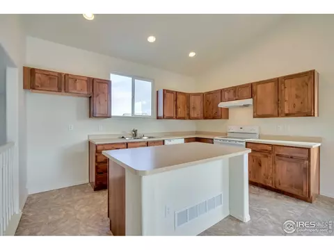 817 Mt Sneffels Ave, Windsor, CO 80550 photo 4
