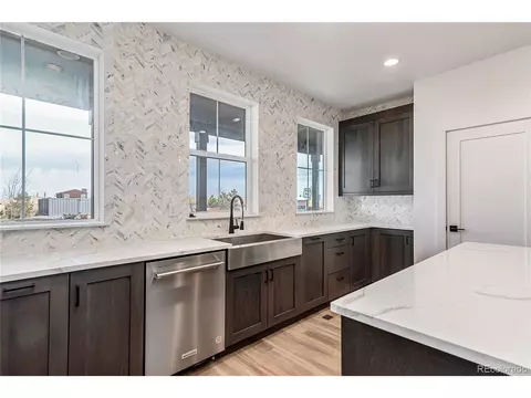 21522 E 60th Ave, Aurora, CO 80019 photo 8