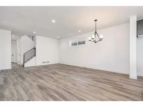 21522 E 60th Ave, Aurora, CO 80019 photo 5