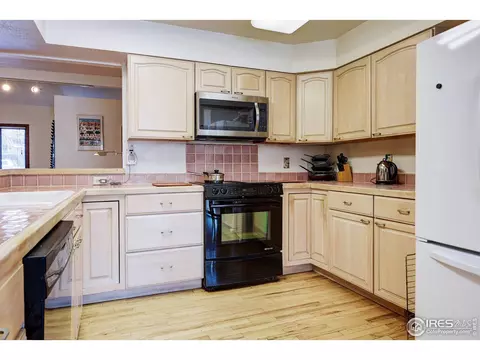 1010 Grape Ave, Boulder, CO 80304 photo 9