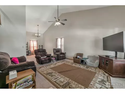 4612 E 107th Ave, Thornton, CO 80233 photo 4