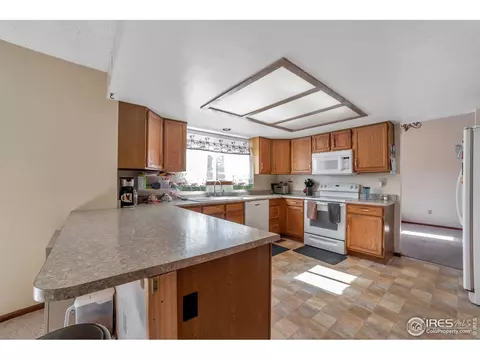 4612 E 107th Ave, Thornton, CO 80233 photo 6