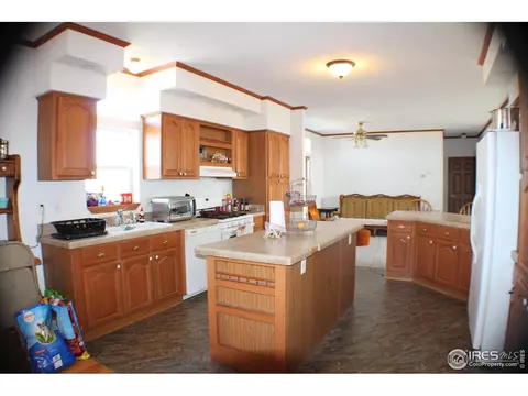 5207 County Road P, Wiggins, CO 80654 photo 8