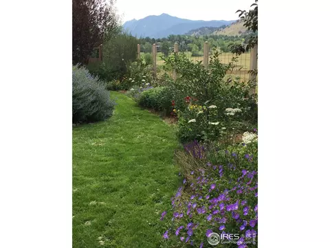 544 Utica Ct, Boulder, CO 80304 photo 2