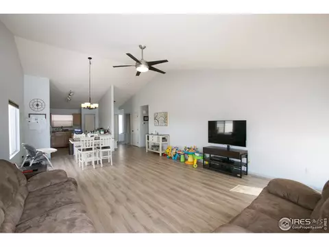 5757 Canyon Cir, Frederick, CO 80504 photo 5
