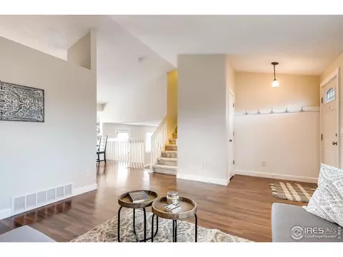 4891 S Dunkirk Way, Centennial, CO 80015 photo 4