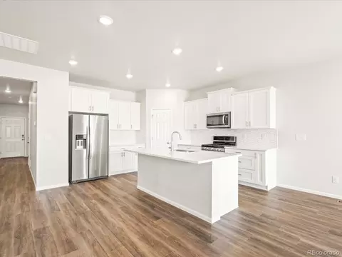 9139 Pitkin St, Commerce City, CO 80022