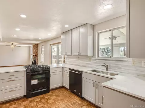 4060 E 115th Pl, Thornton, CO 80233 photo 12