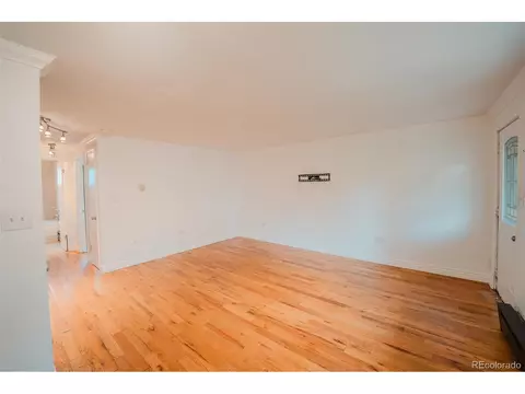 558 N Washington St #103, Denver, CO 80203 photo 3