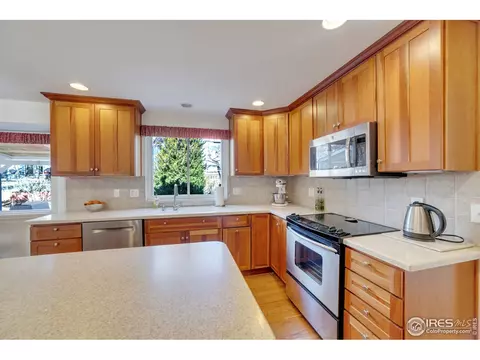 3255 Heidelberg Dr, Boulder, CO 80305 photo 4